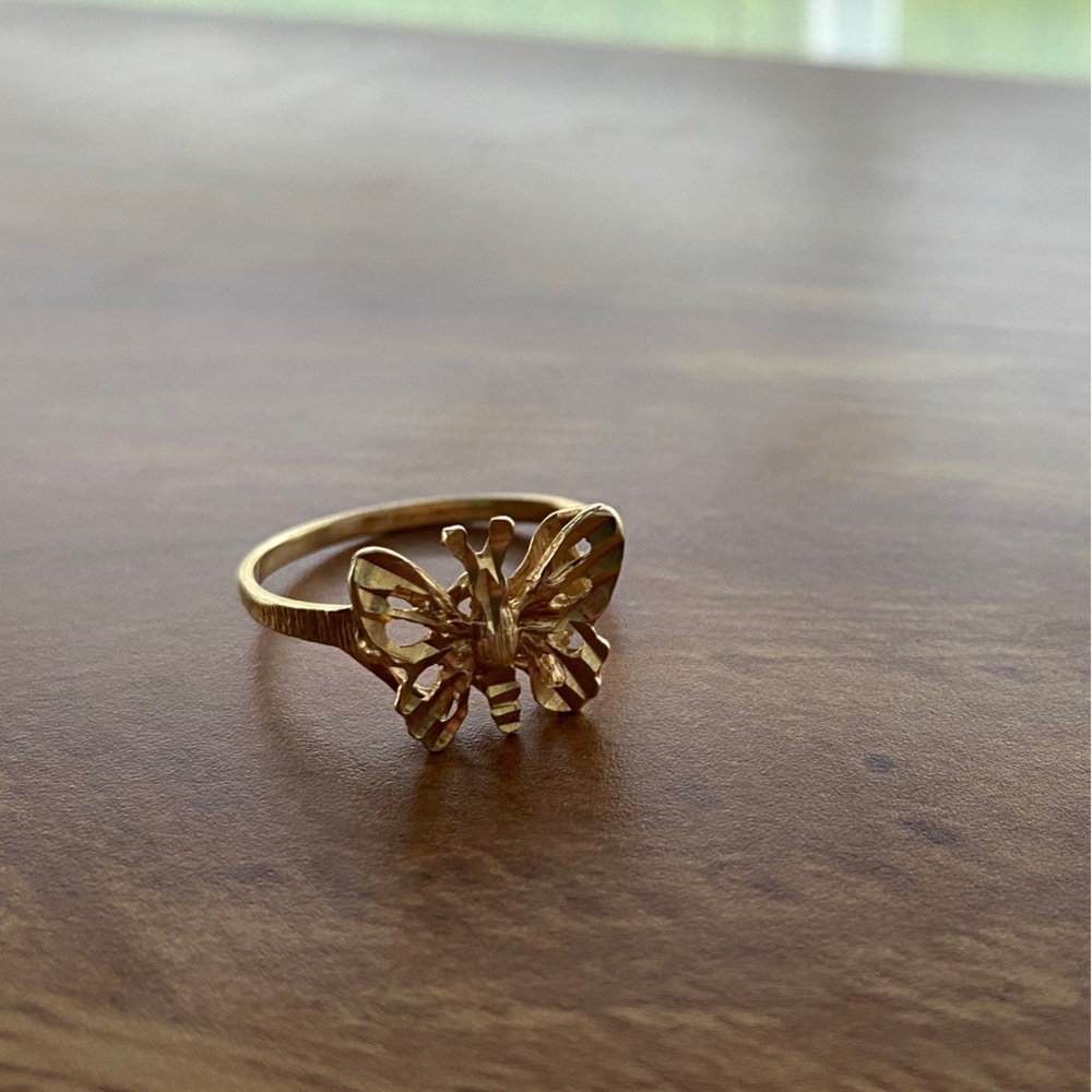 Elegant Gold Butterfly Ring, real gold - Picture 4 of 6